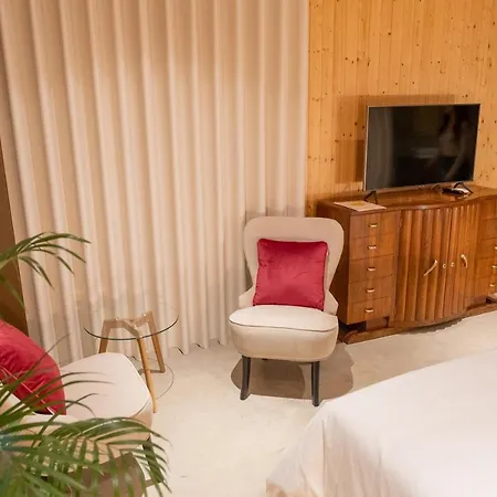 Casa Ameias مزرعة للإقامة